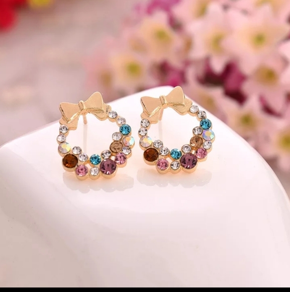 ⭐HP⭐Gorgeous Earrings 🍇🍇🍇🍇🍇 - Picture 3 of 6